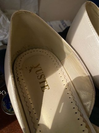 Zapatos de vestir beige para mujer