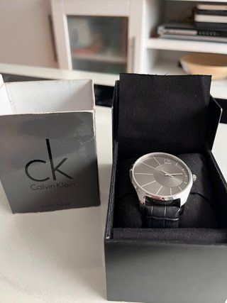 Reloj Calvin Klein Hombre Esfera Gris y Plata