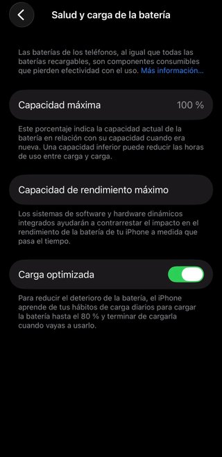 iPhone 13 Rosa 128GB con fundas y cable cargador