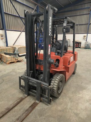 Carretilla elevadora Linde 2500 en buenos estado#