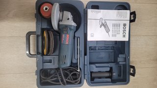 Amoladora Bosch Profesional con Maleta