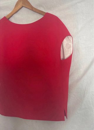 Nuevo de stock! Talla S Blusa roja Roberto Verino