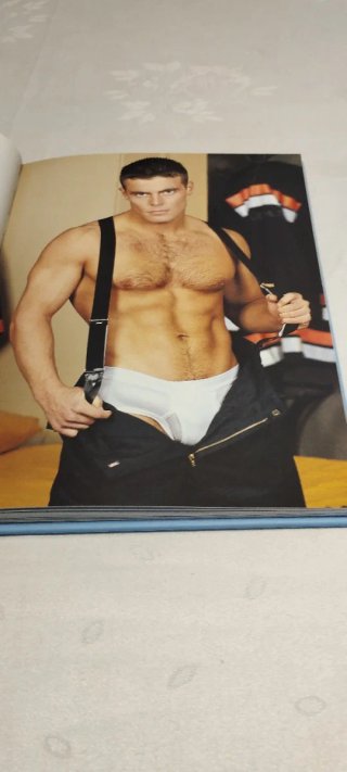 Libro desnudos masculinos con buenos modelos.