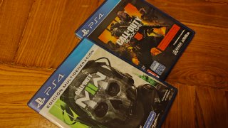 Console PS4 Slim 1TB Nera + 2 Controller