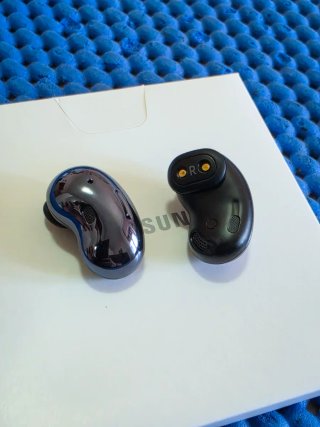 Samsung Galaxy Buds Live (Mystic Black)