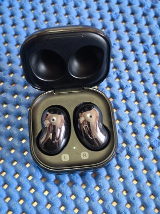 Samsung Galaxy Buds Live (Mystic Black)