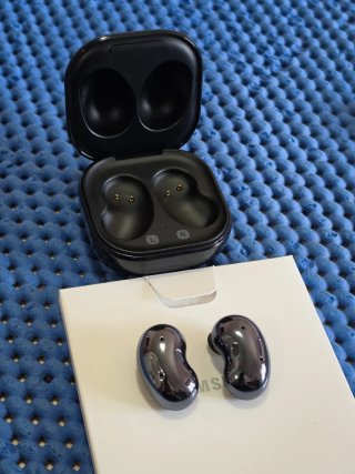 Samsung Galaxy Buds Live (Mystic Black)