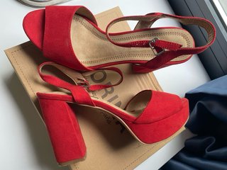 Zapatos rojos tacón alto plataforma