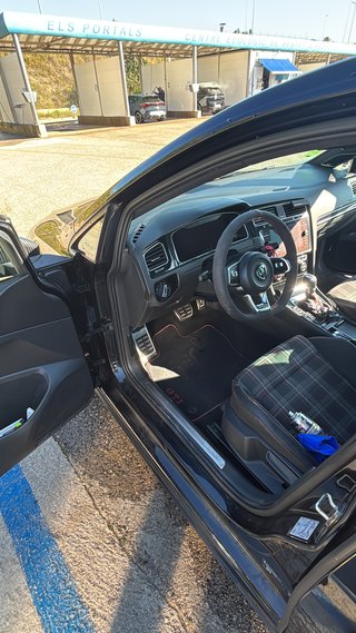 Volkswagen Golf MK7 GTI Performance