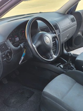 Volkswagen Golf 1.9 TDI 100cv 2004 con 289.842