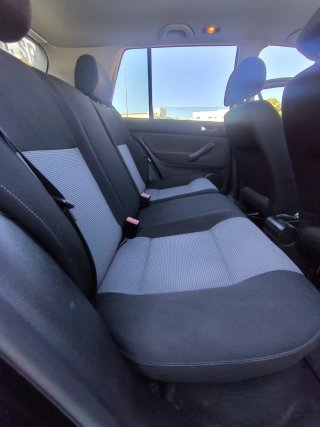 Volkswagen Golf 1.9 TDI 100cv 2004 con 289.842