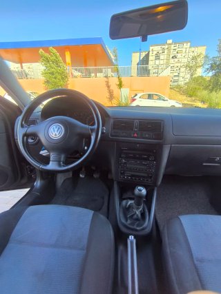 Volkswagen Golf 1.9 TDI 100cv 2004 con 289.842
