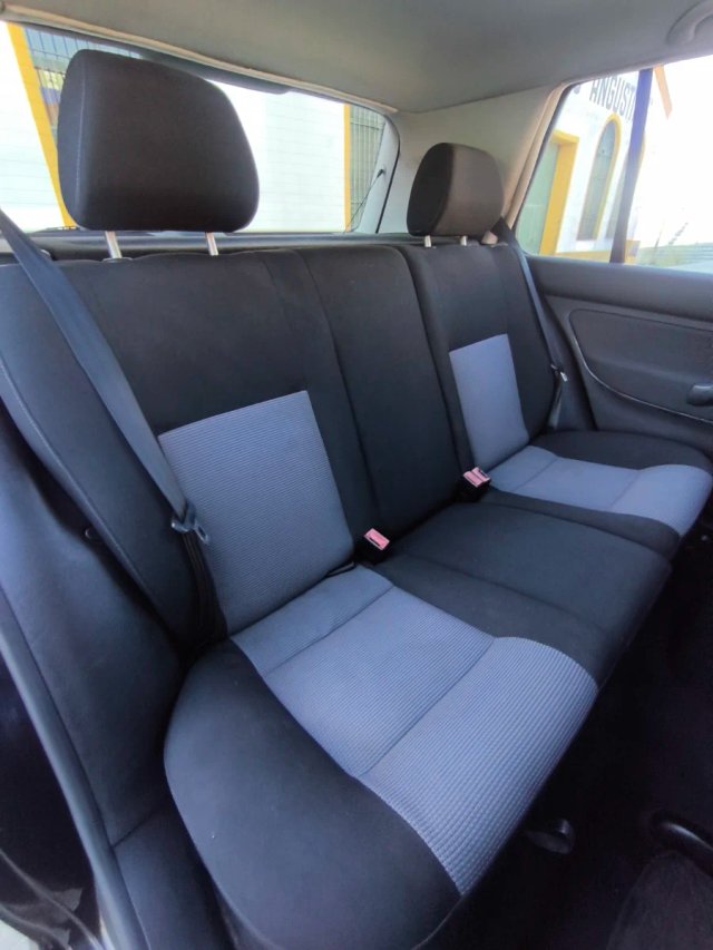 Volkswagen Golf 1.9 TDI 100cv 2004 con 289.842