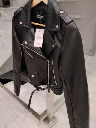 Chaqueta cuero Stradivarius Talla M