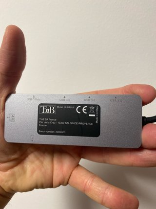 Hub USB-C 6 en 1 TnB. Son 2x1