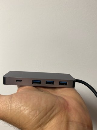 Hub USB-C 6 en 1 TnB. Son 2x1