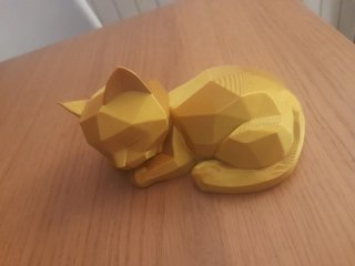 Figura Gato Poligonal dorado