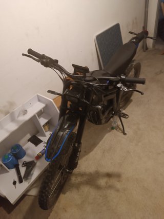 Moto Eléctrica Talaria Negra