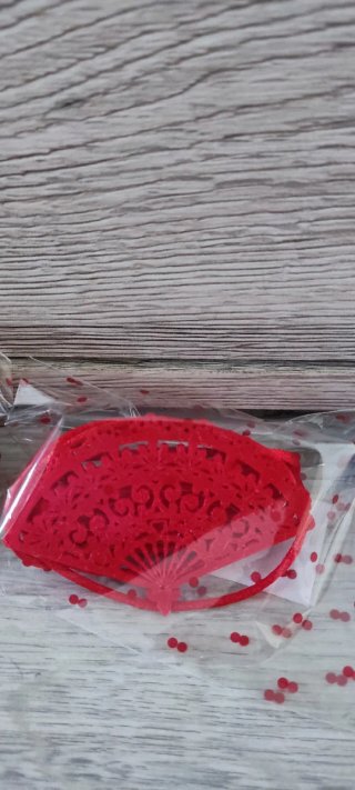 Porta abanicos y pins 3D