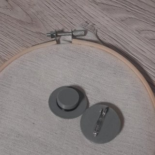 Porta abanicos y pins 3D