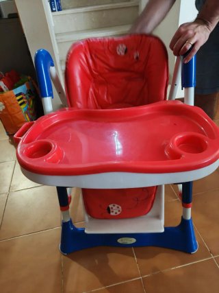 Seggiolone pappa rosso con ladybug