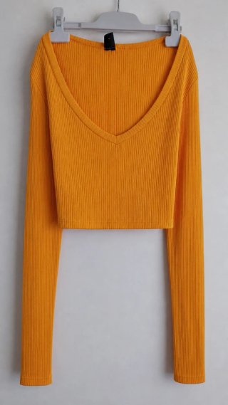 Camiseta naranja de manga larga