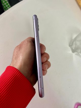 iPhone 11 128GB Morado