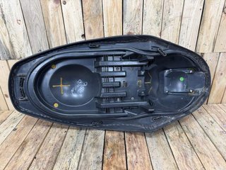 ASIENTO YAMAHA XMAX 125 06-09 2
