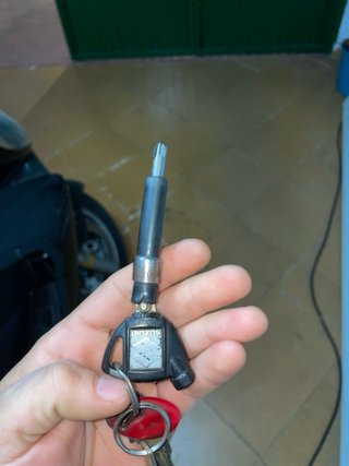 Suzuki Burgman 400 Negra