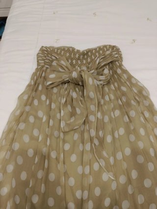 Vestido halter lunares verde y blanco muy versátil