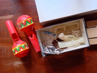 Nintendo Wii + Accesorios y Juegos