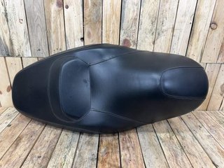 ASIENTO YAMAHA XMAX 125 06-09 1