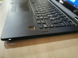 Portátil Dell i5 táctil