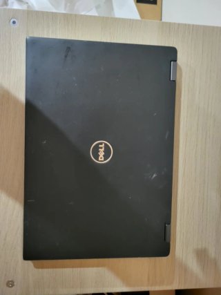 Portátil Dell i5 táctil