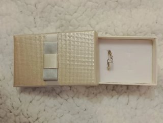 Anello solitario con brillante