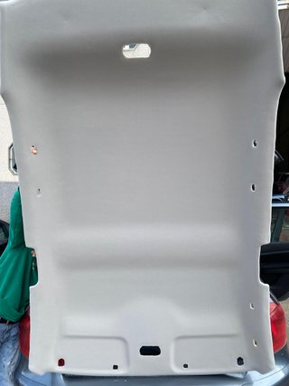 TAPIZADO DE PUERTAS Y TECHO DE COCHE