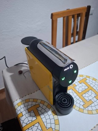 Cafetera Delta Q Amarilla