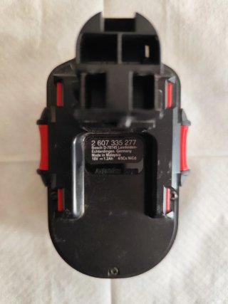 Batería Bosch de 18v para atornillador
