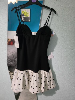 Vestido mini bubble blanco y negro