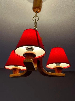 Cama de madera con mesitas, somier y espejo