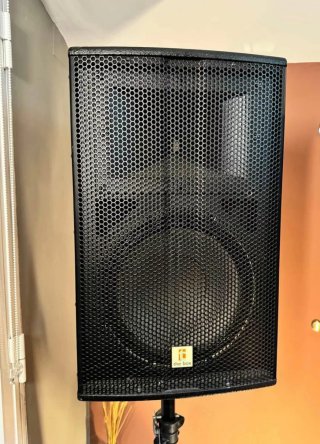 Equipo de sonido  the box