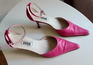 Zapatos tacón bajo cómodo. Ideal bodas/fiesta.