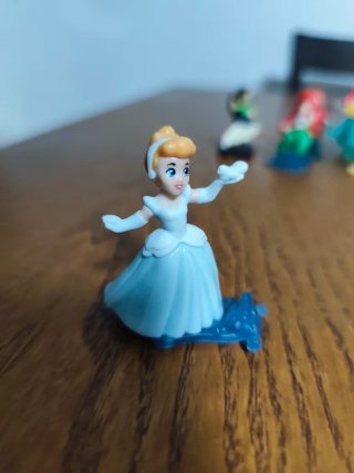 Figuras Princesas Disney Kinder Sorpresa