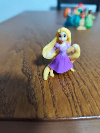 Figuras Princesas Disney Kinder Sorpresa