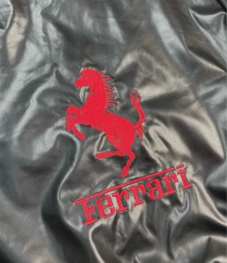 Chaqueta Ferrari de cuero