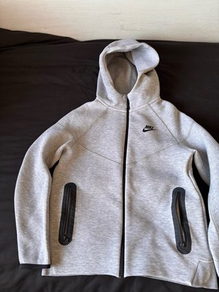 Sudadera Nike Tech Gris Niño