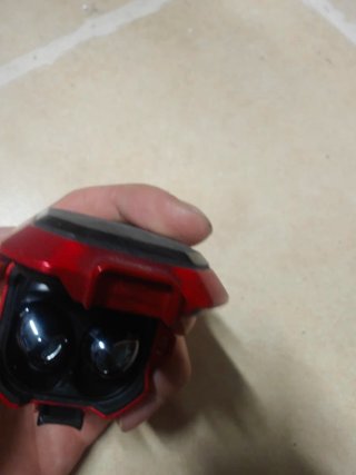 Estuche Galaxy Buds Rotos