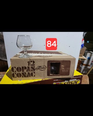 84 copas de Coñac nuevas