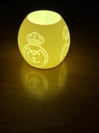 Lámpara Infantil Escudo Real Madrid