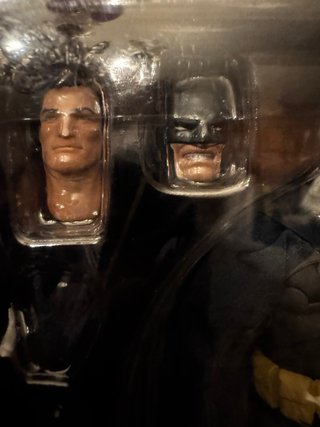 Figura Batman Hush Mafex